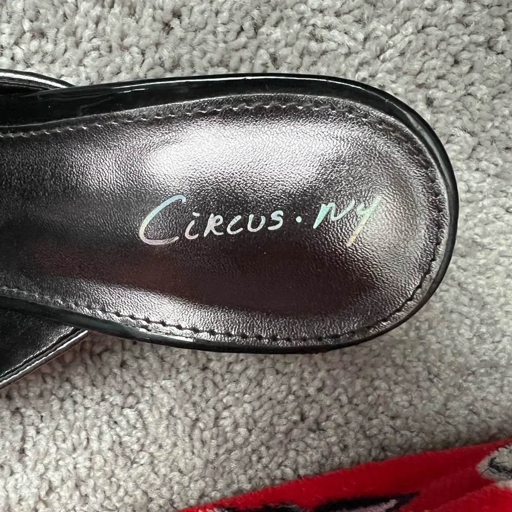 EUC Sam Edelman Black Pom-Pom Sequin Heels - Picture 8 of 10